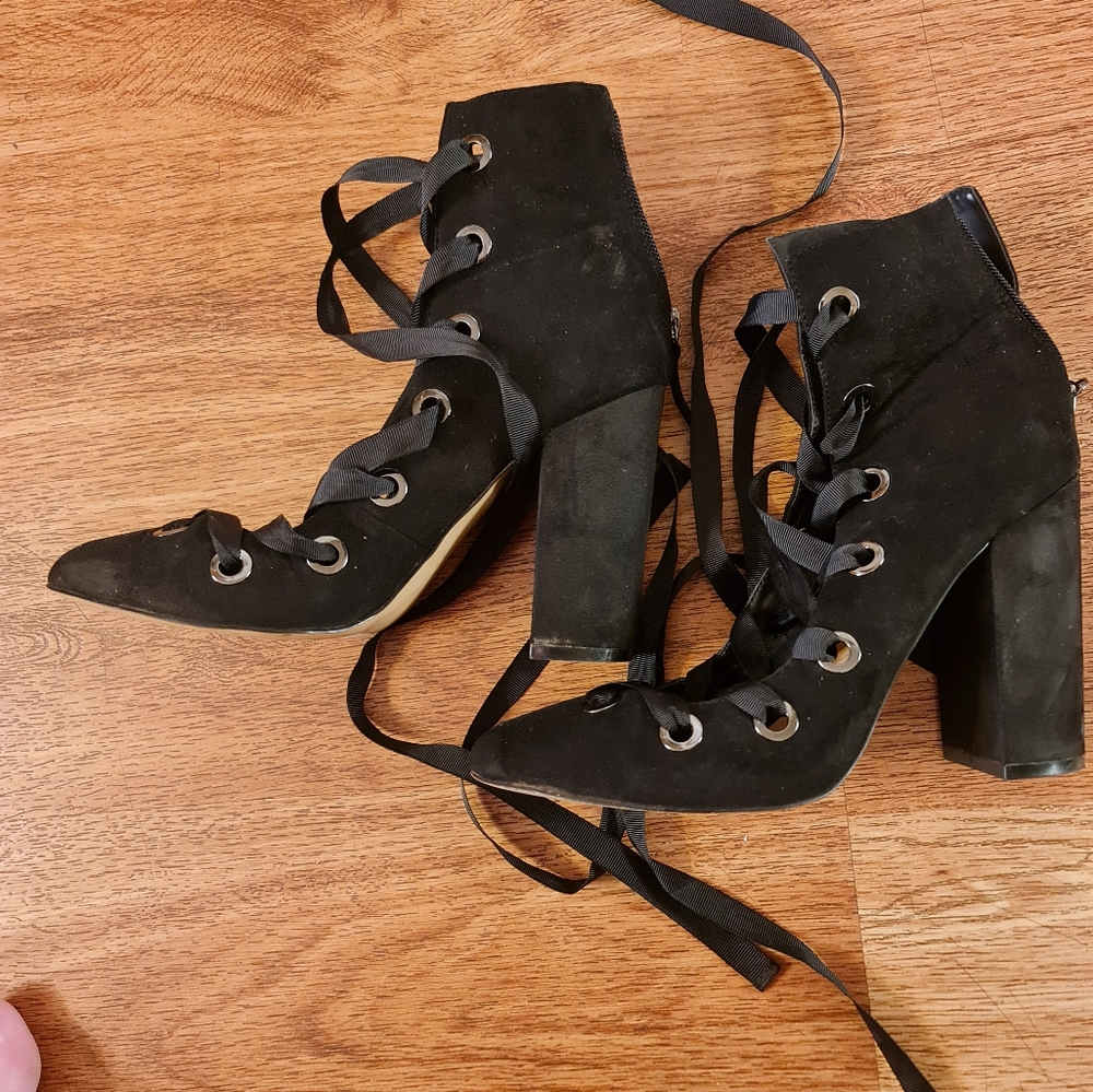 Daya by Zendaya Womens Najah Almond Toe Ankle Fashion Boots